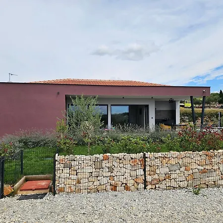 Villa Dora With Private Pool *